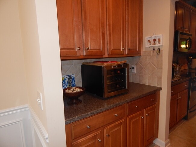 Building Photo - 424 Sheltered Cove Court
