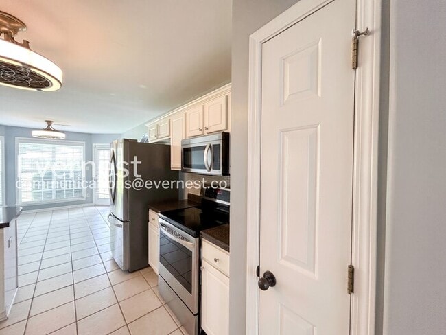 Building Photo - 11168 Arlington Trace Dr