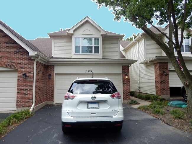 Building Photo - 2223 Seaver Ln