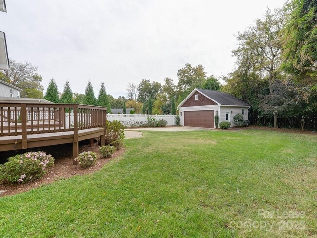 Building Photo - 620 Marsh Rd