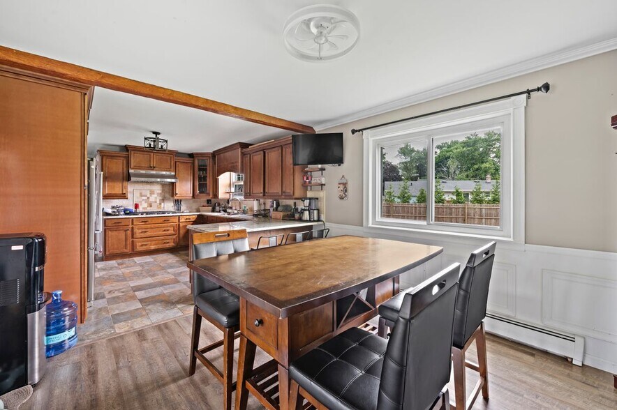 Building Photo - 7590 Violet Cir