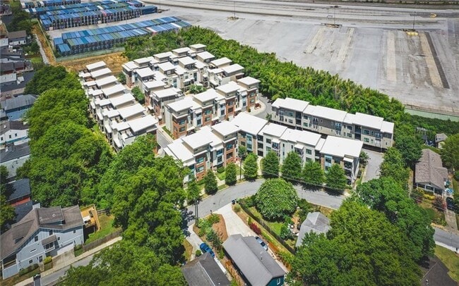 Building Photo - 966 Moda Dr