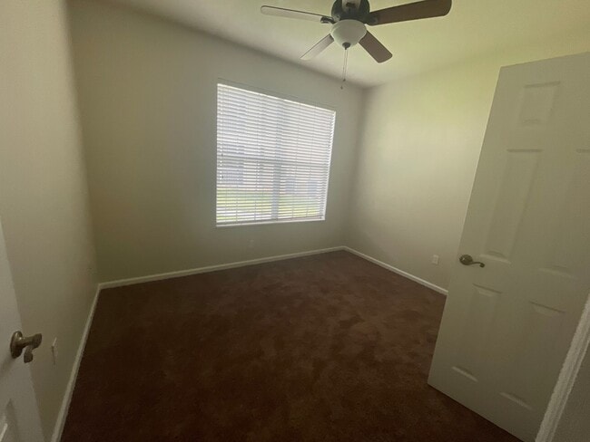 Building Photo - Affordable Elegance! 3 Bed 2 Bath Condo in...