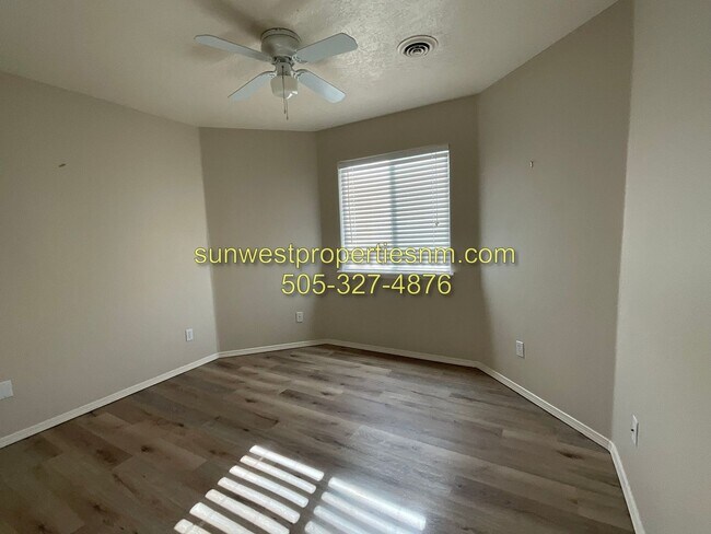 Building Photo - 3 Bedroom, 2 Bath, 2 Car Garage House with...