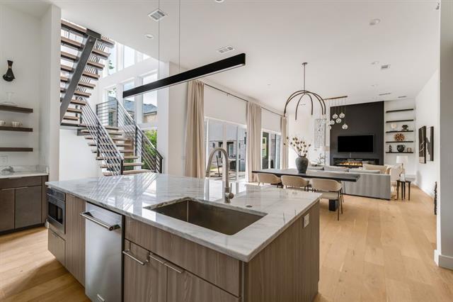 Building Photo - 3812 Beechwood Ln