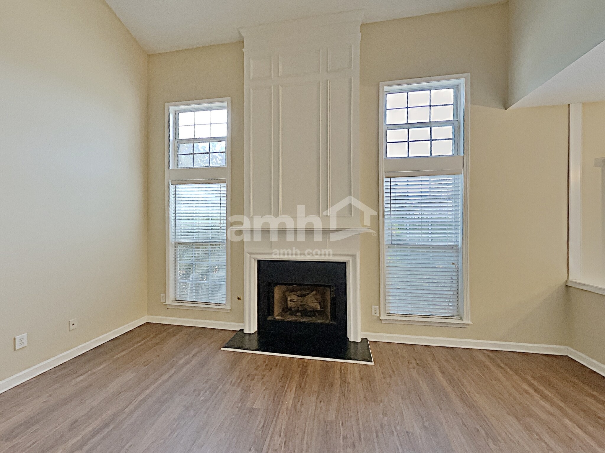 Building Photo - 2208 Sprucewood Dr NW