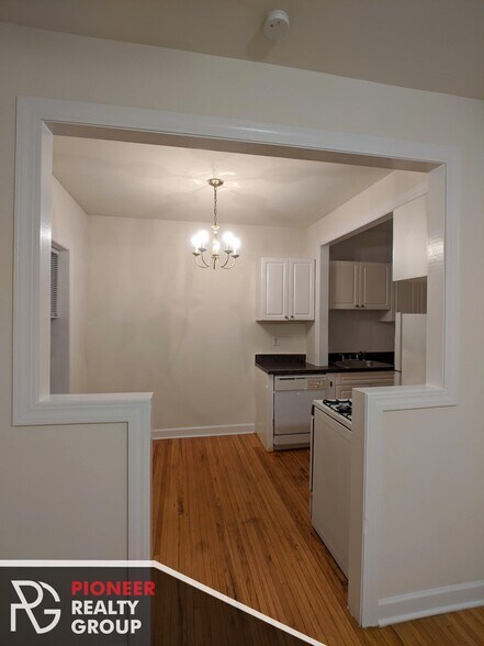 Building Photo - 3817 N Fremont St