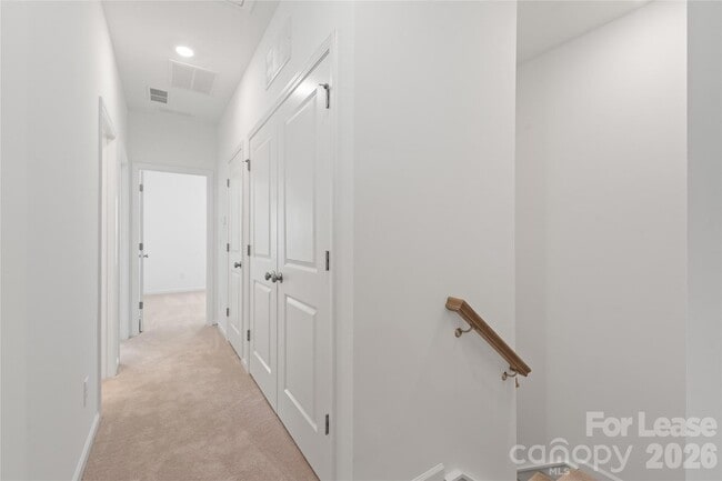 Building Photo - 3012 Rexton Ln