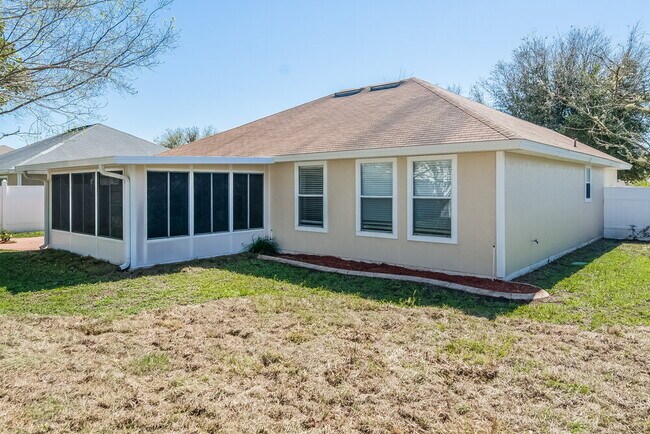 Building Photo - 3748 Arava Dr