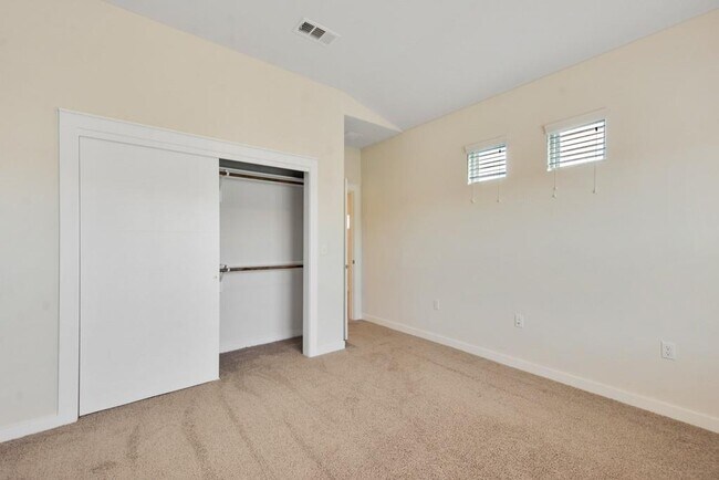Building Photo - 8913 Parker Ranch Cir