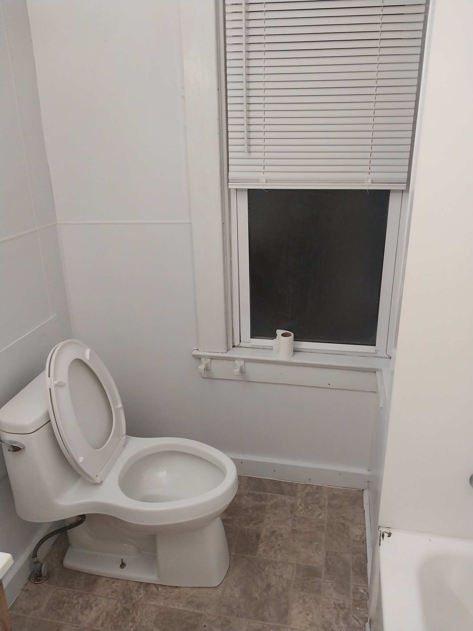 Building Photo - 51 E Summit St