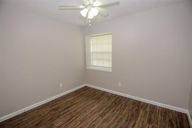 Building Photo - 5211 Ridgestone St