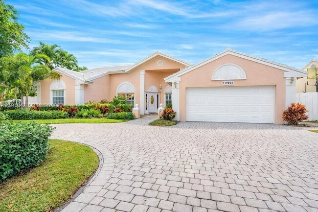 Building Photo - 11291 SW 62nd Terrace