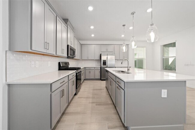 Building Photo - 5148 Goldfinch Dr