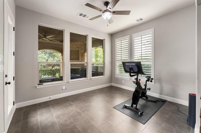 Building Photo - 15509 Boulder Heights