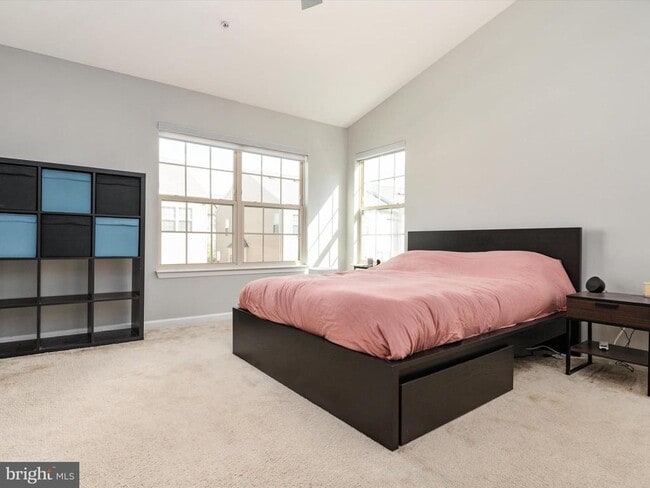 Building Photo - 2321 Marion Rd