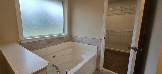 Building Photo - 5189 Forest Dr SE