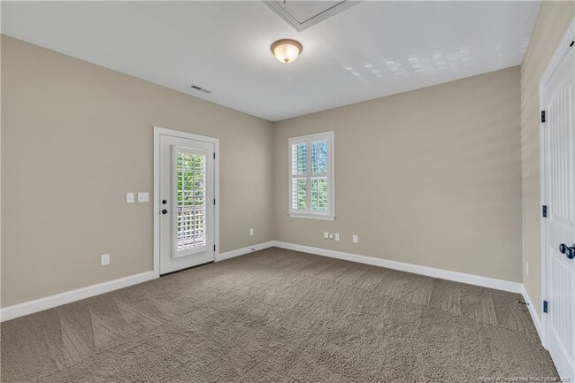 Building Photo - 108 Broyles Ct