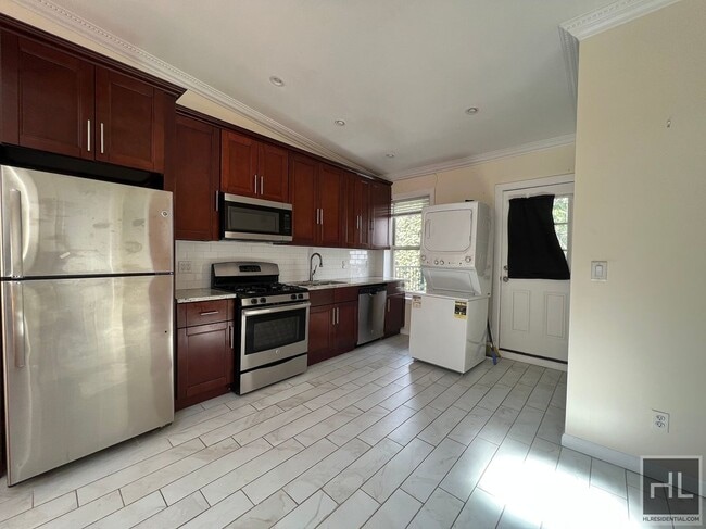 View of Vaulted ceiling ideas: 12 cool designs that will elevate your space