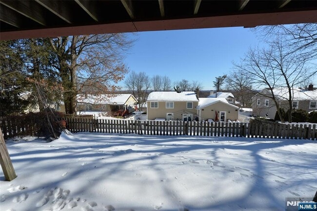 Building Photo - 79 Grand St