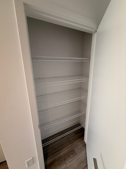 Building Photo - 275 NW 26th St