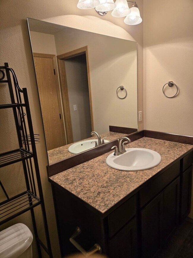 Building Photo - Zero Step Rancher in Deer Park