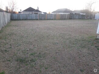 Building Photo - 305 Chadwyck Cir