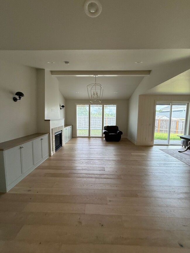 Building Photo - 3Bed/2 Bathroom Beautiful New Construction...