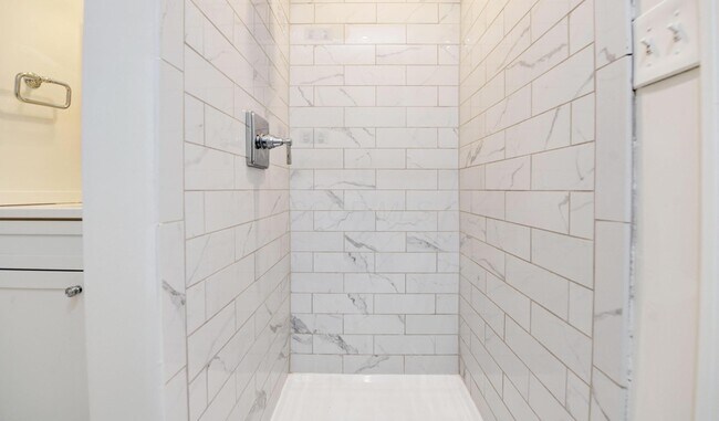 Building Photo - 65 S 5th St