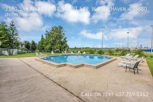 Building Photo - 2160 San Marcos Cir SE