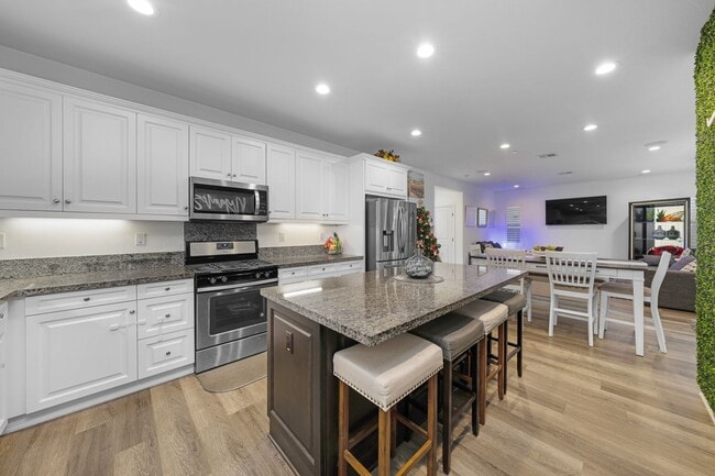 Building Photo - Chula Vista home for rent