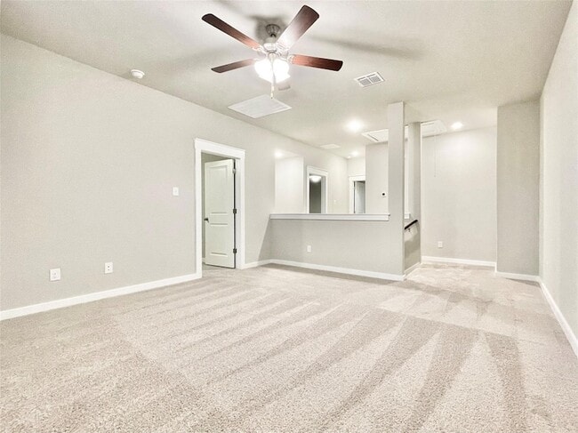 Building Photo - 2415 Lakey Cv