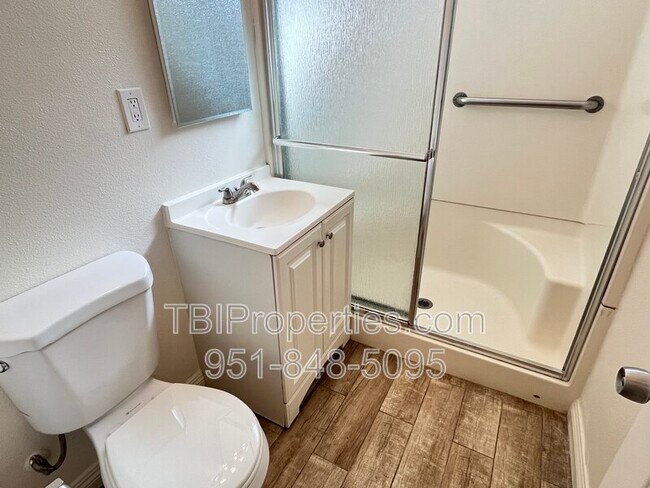 Building Photo - 7773 Philbin Ave