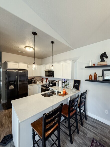 Building Photo - 13232 S Andros Ln