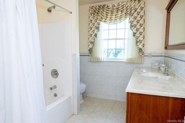 Building Photo - 209 NY-343