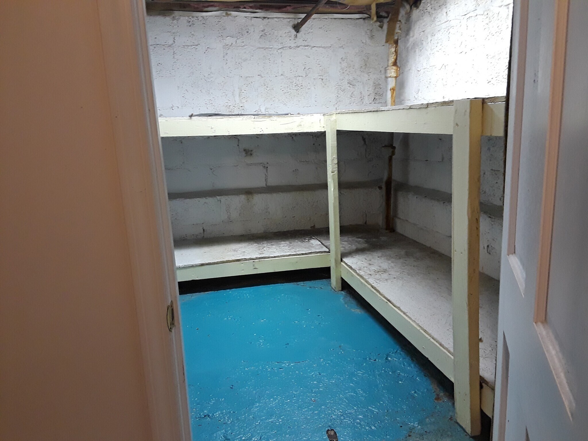 Storage room - 4563 S 1st St