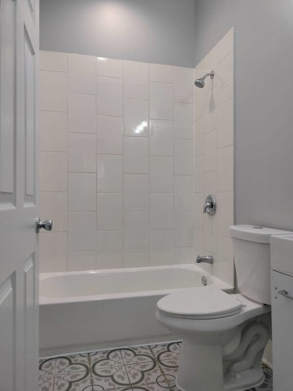 Building Photo - 1529 S Central Park Ave