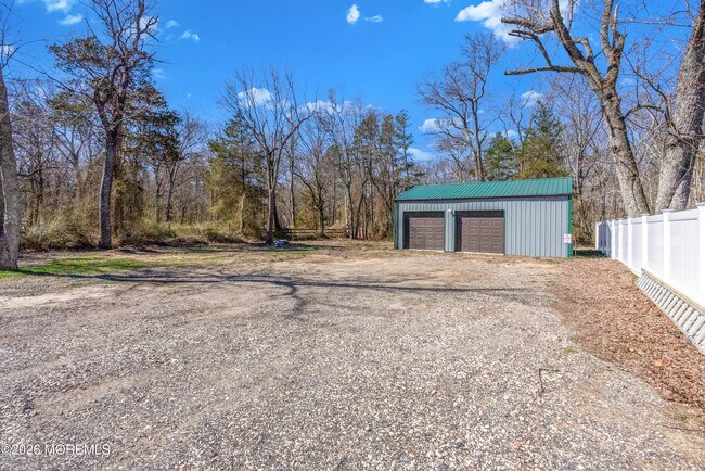 Building Photo - 26 Toms River Rd