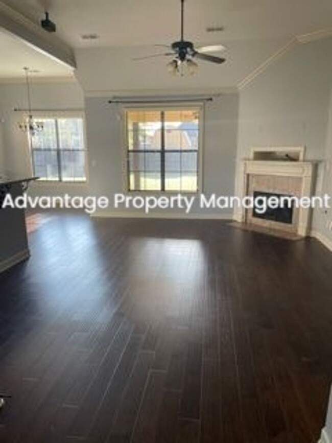 Building Photo - 1474 Sawmill Creek Ln
