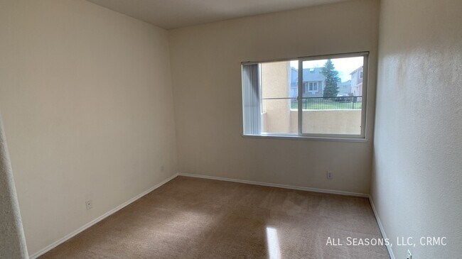 Building Photo - 3790 Strawberry Field Grove