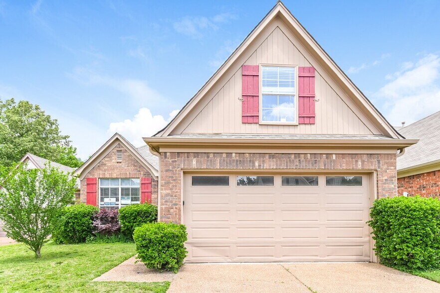 Primary Photo - 10182 Whitcomb Ln