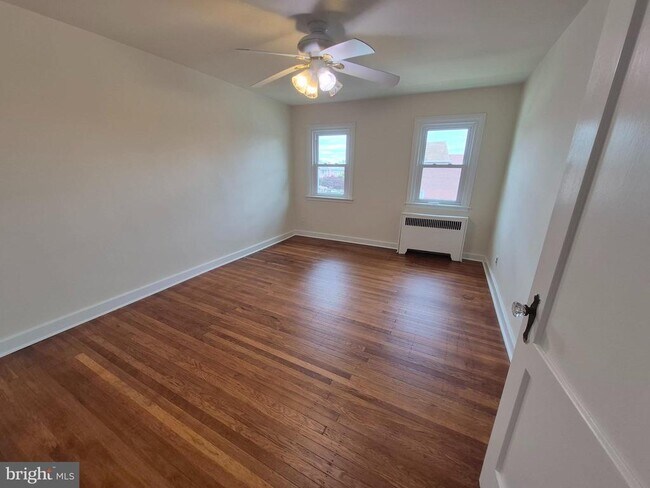 Building Photo - 3423 Verner St