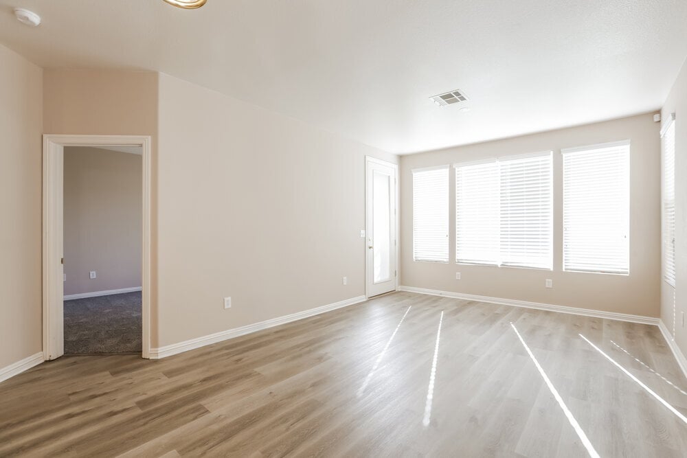 Building Photo - 10223 Villa ARCENO Ave