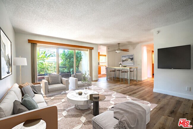 Building Photo - 4612 Park Granada