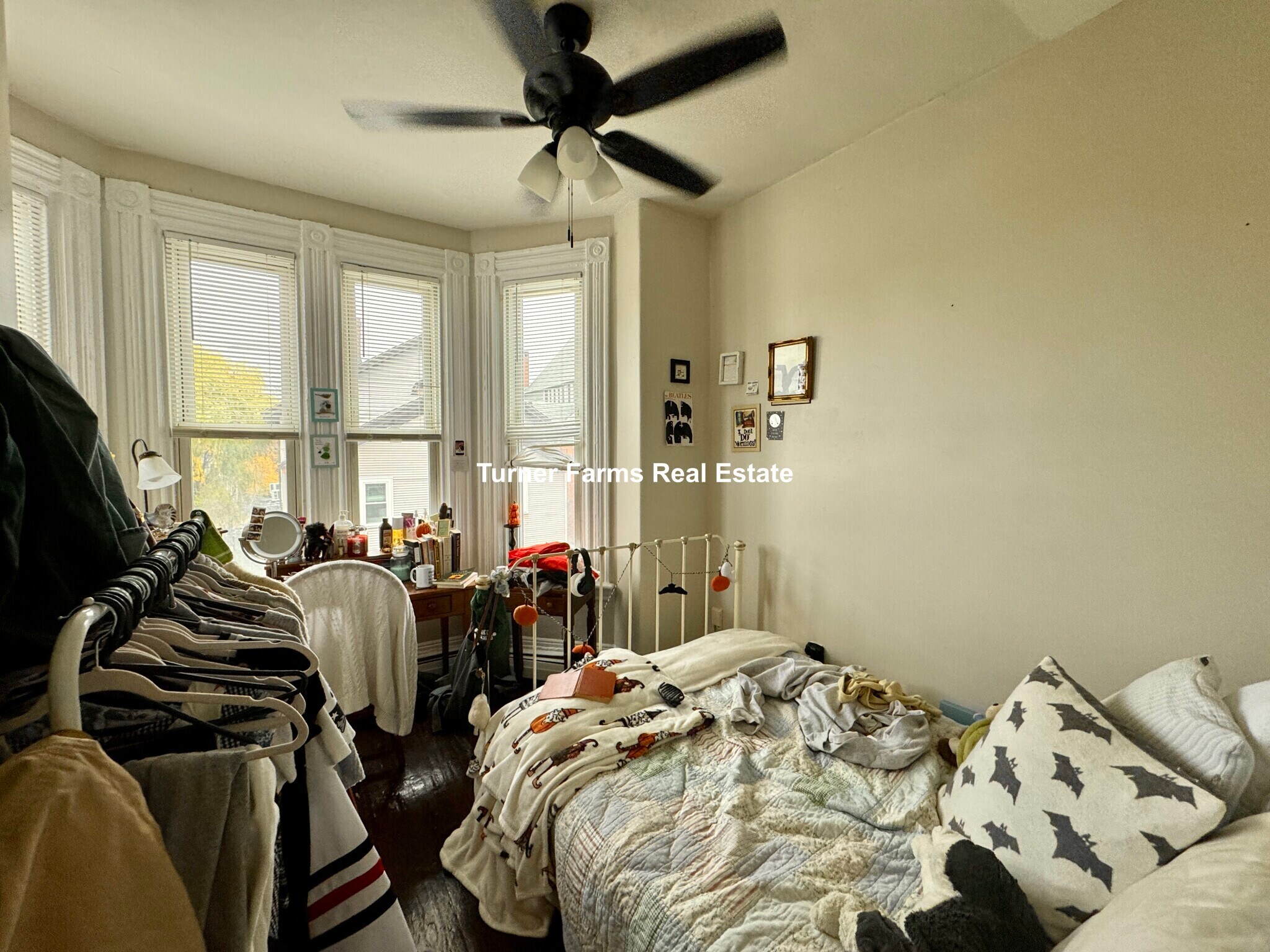 Building Photo - 719 Parker St