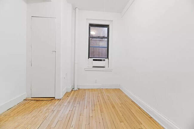 Building Photo - 151 West 74th Street