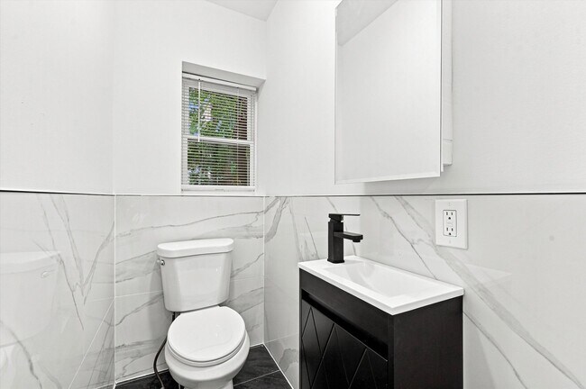 Building Photo - 5729 Hadfield St