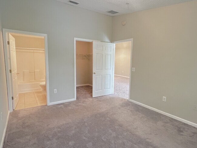 Building Photo - 6100 Maggies Cir