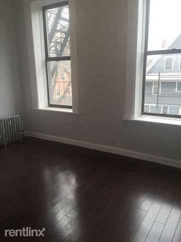 Building Photo - 1198 Ocean Ave