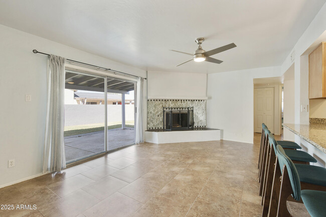 Building Photo - 15218 N 37th Ave